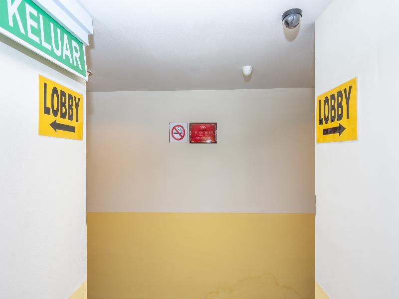 Hotel Oyo 1158 906 Airport Malacca Exterior foto